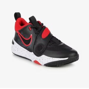 NIKE BIG KID TEAM HUSTLE D11 BASKETBALL SHOES - Size 5Y - EUC! DV8996-003